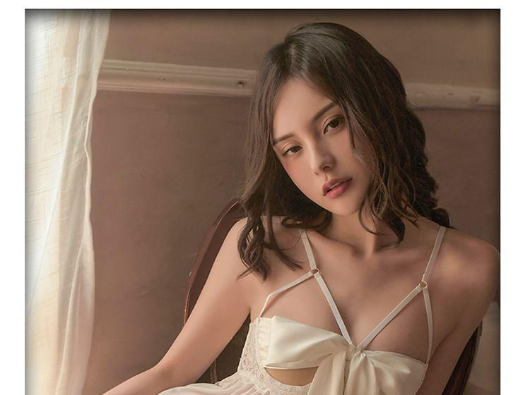 Lingerie Set: Cutout Bow Babydoll + Thong Product Image