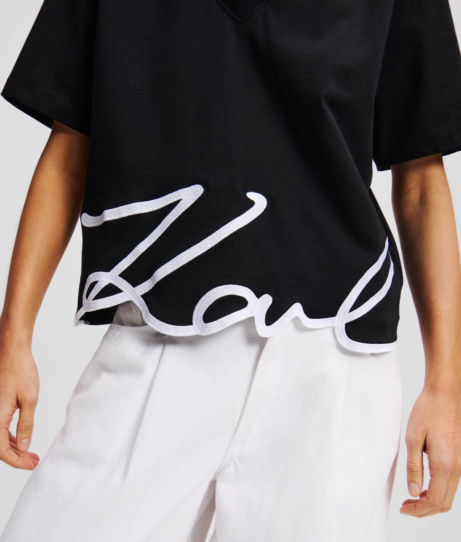 KARL SIGNATURE V-NECK T-SHIRT Product Image