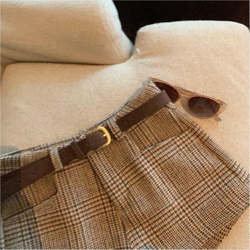 High Waist Plaid Shorts Product Image