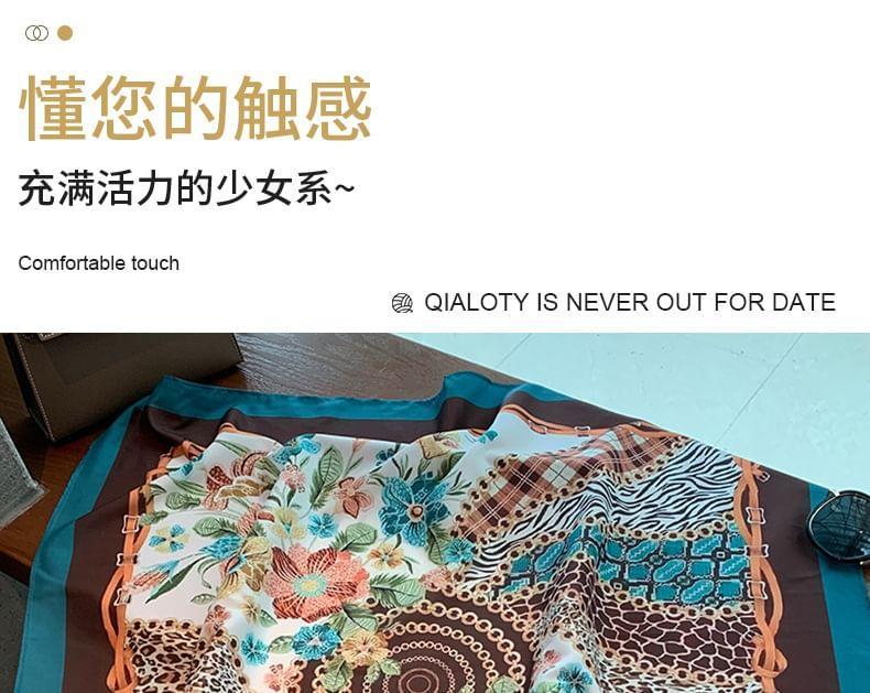 Floral Scarf Product Image