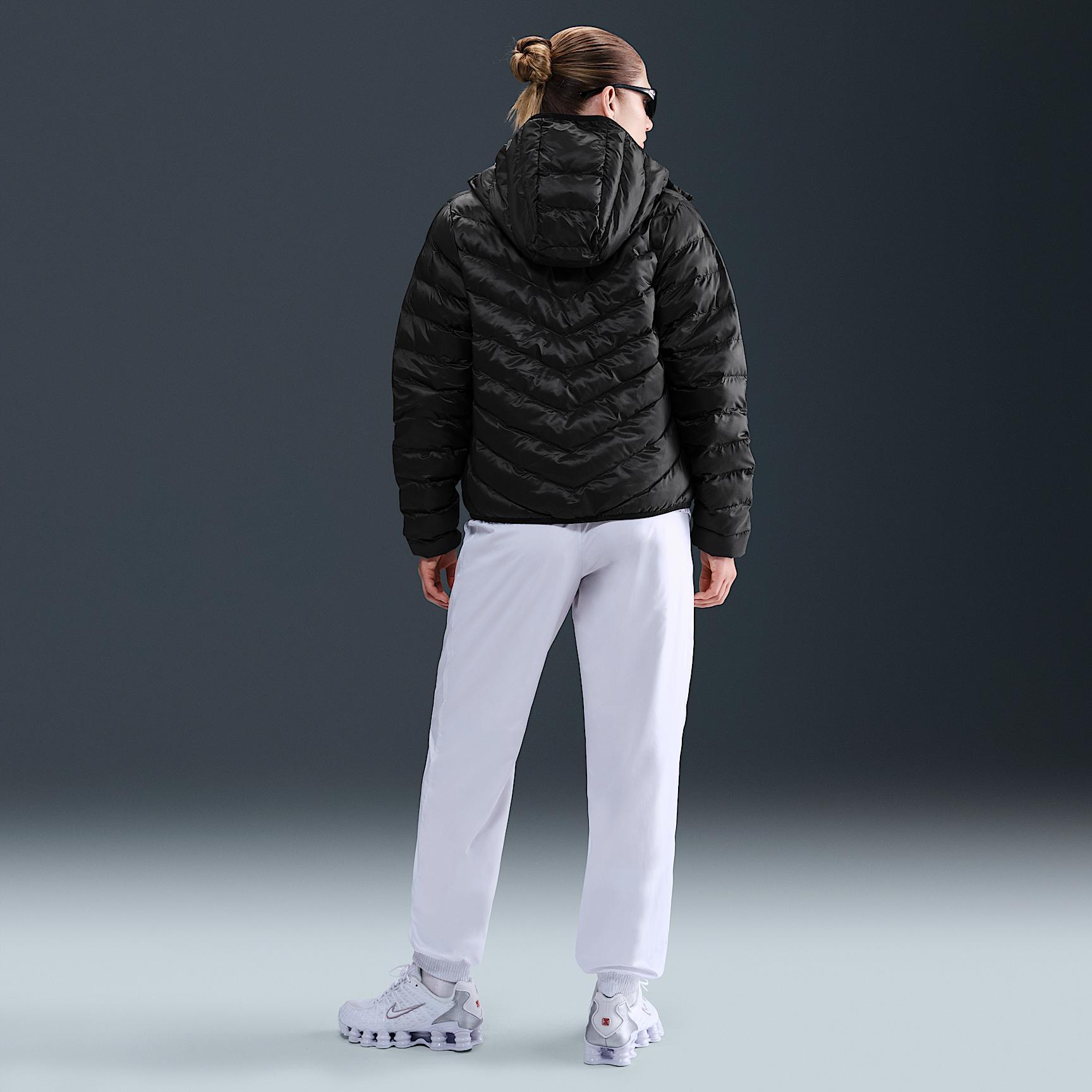 Nike Sportswear Windpuffer Women's Therma-FIT Hooded Puffer Product Image