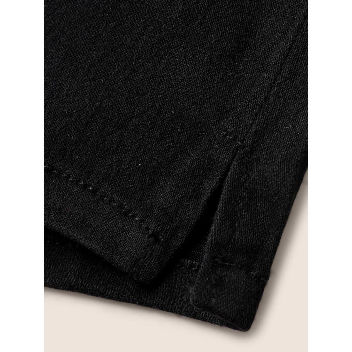 Plus Size Black Wash Slit Hem Slim Denim Shorts Women Denimblack Slit High stretch Everyday Slanted pocket Casual Denim Shorts BloomChic 22/3X Product Image