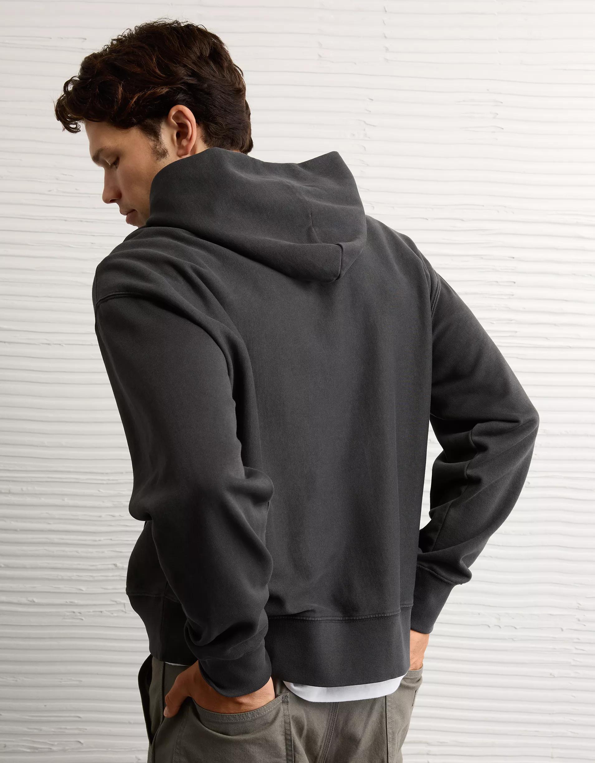 AE Howling Wolves Graphic Hoodie Product Image