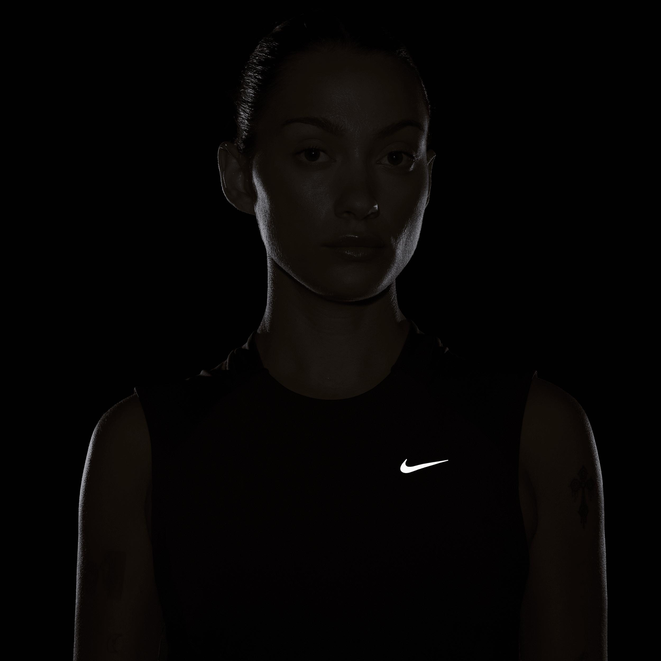 Nike Women's Running Division Dri-FIT Pocket Running Tank Top Product Image