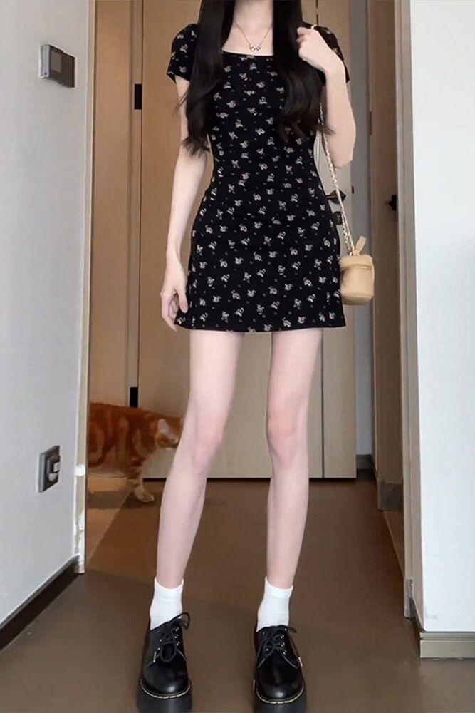 Short-Sleeve Square Neck Floral Print Knit A-Line Dress (Various Designs) Product Image