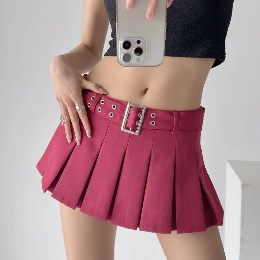 Low Rise Plain Pleated Skort Product Image