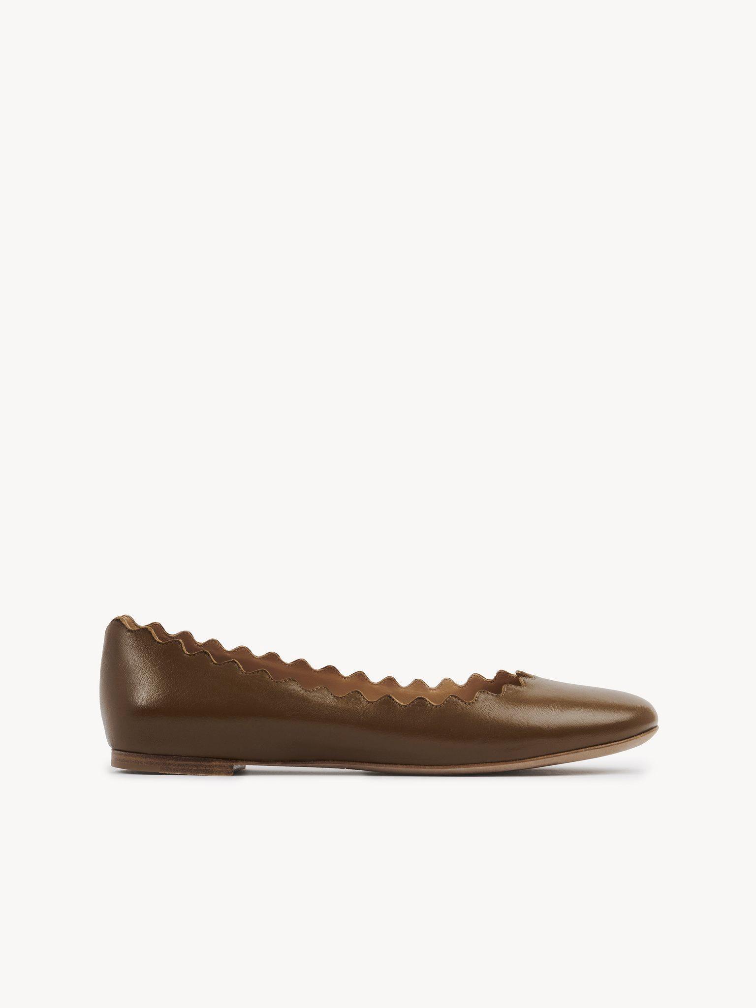 CHLOÉ Bow Detail Round Toe Flat Sole Ballerina Shoes In Black Product Image