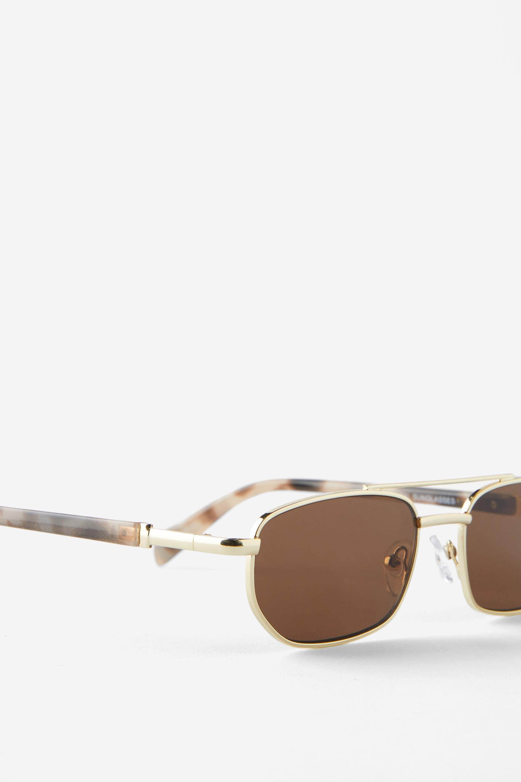 Flora Metal Sunglasses Product Image