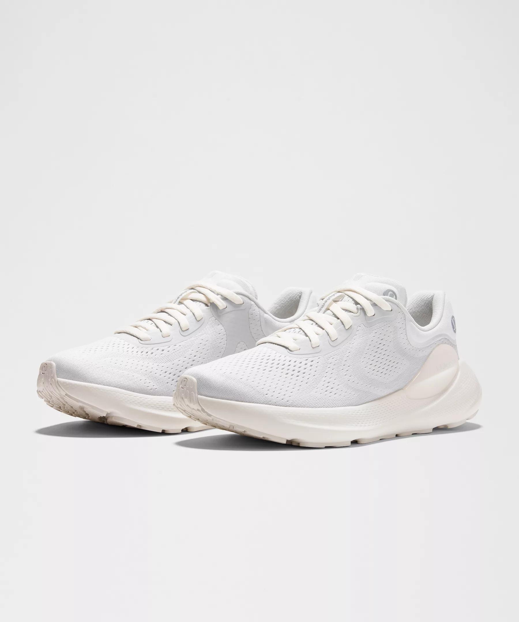 Women's Beyondfeel Running Shoe Product Image
