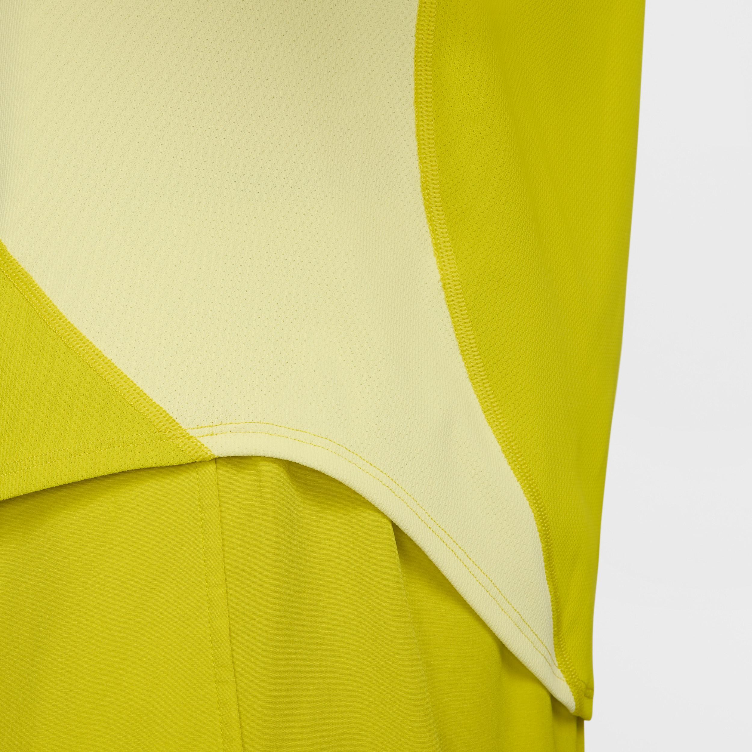 NikeCourt Slam Men's Dri-FIT Tennis Top Product Image