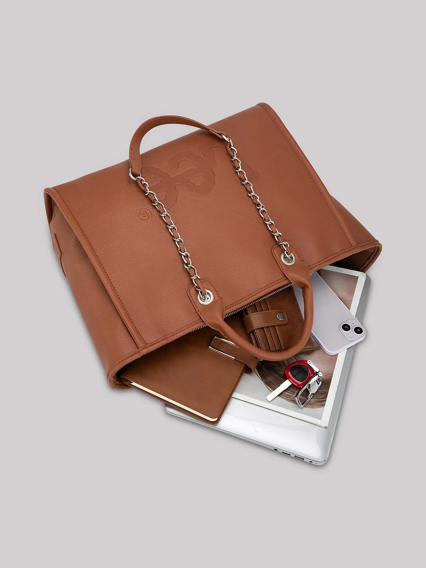 Women's Embossed Logo Tote | Women's Accessories | Lee® Product Image