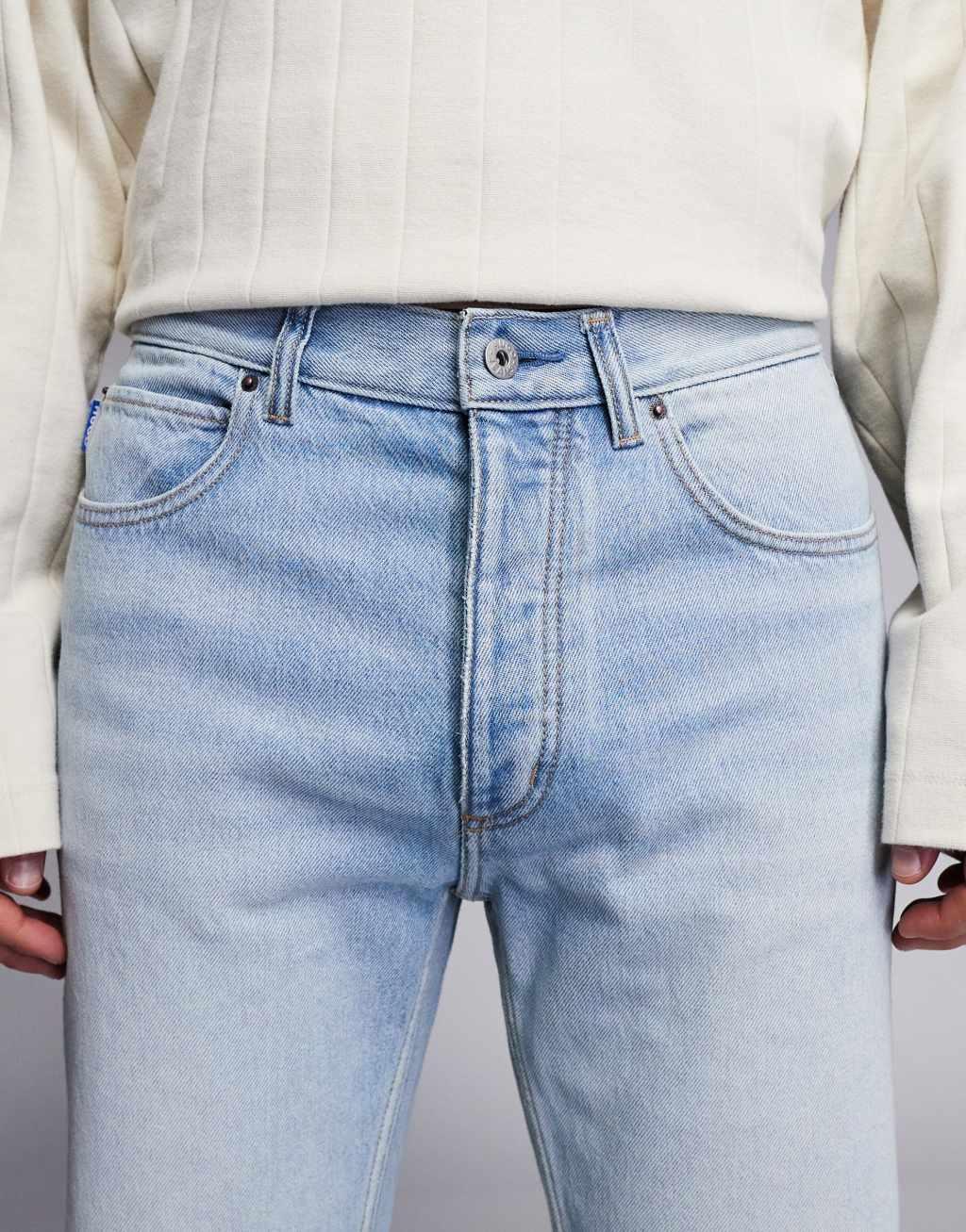 HUGO BLUE Jonah straight fit jeans in light wash blue Product Image
