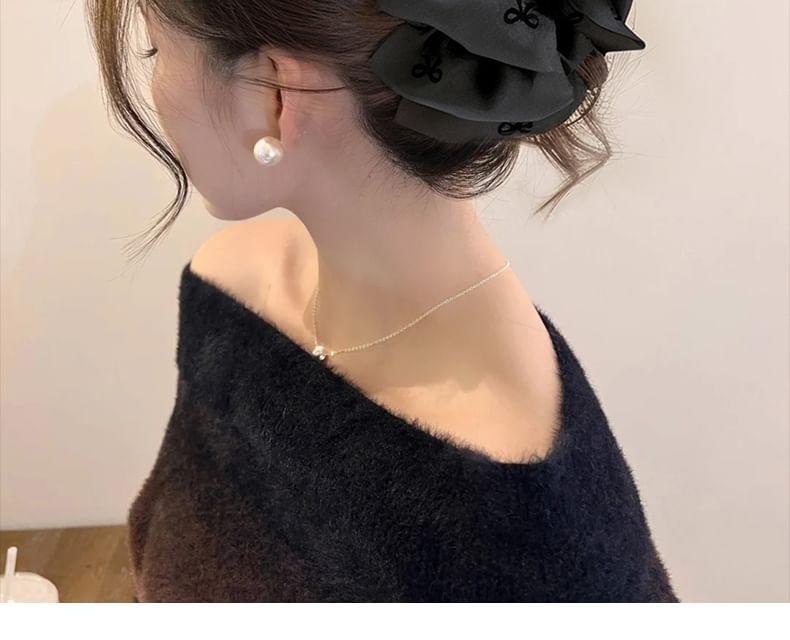 Ribbon Print Hair Claw Product Image