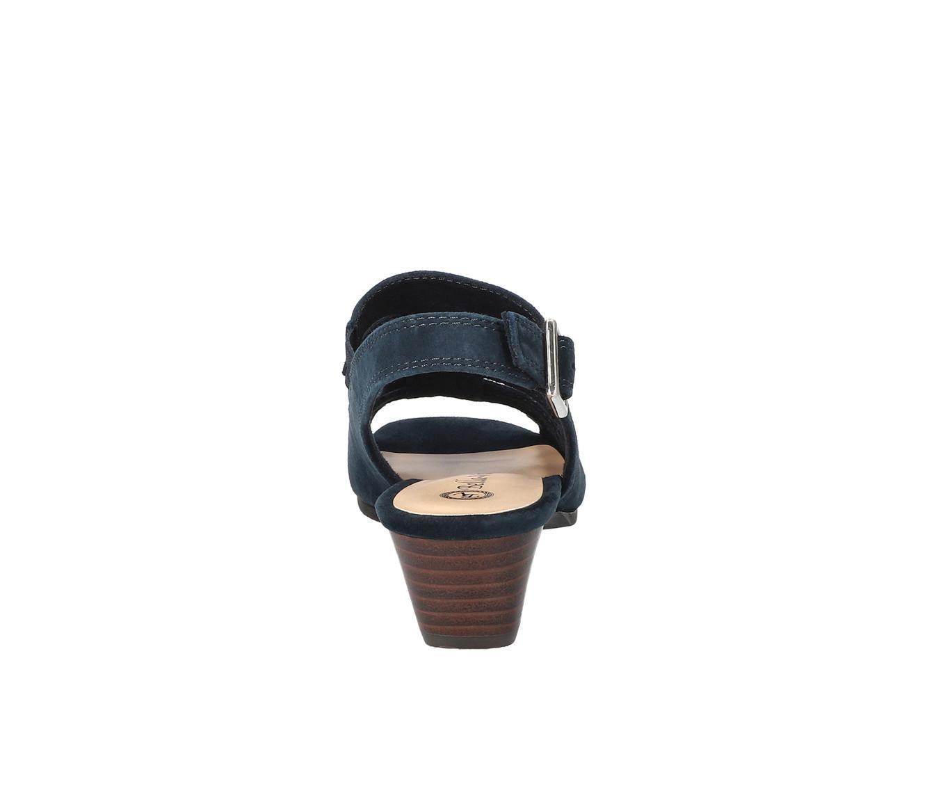 Women's Bella Vita Yakira Wedges Product Image