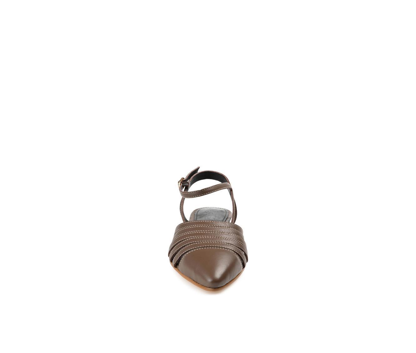 Women's Journee Signature Dexie Flats Product Image