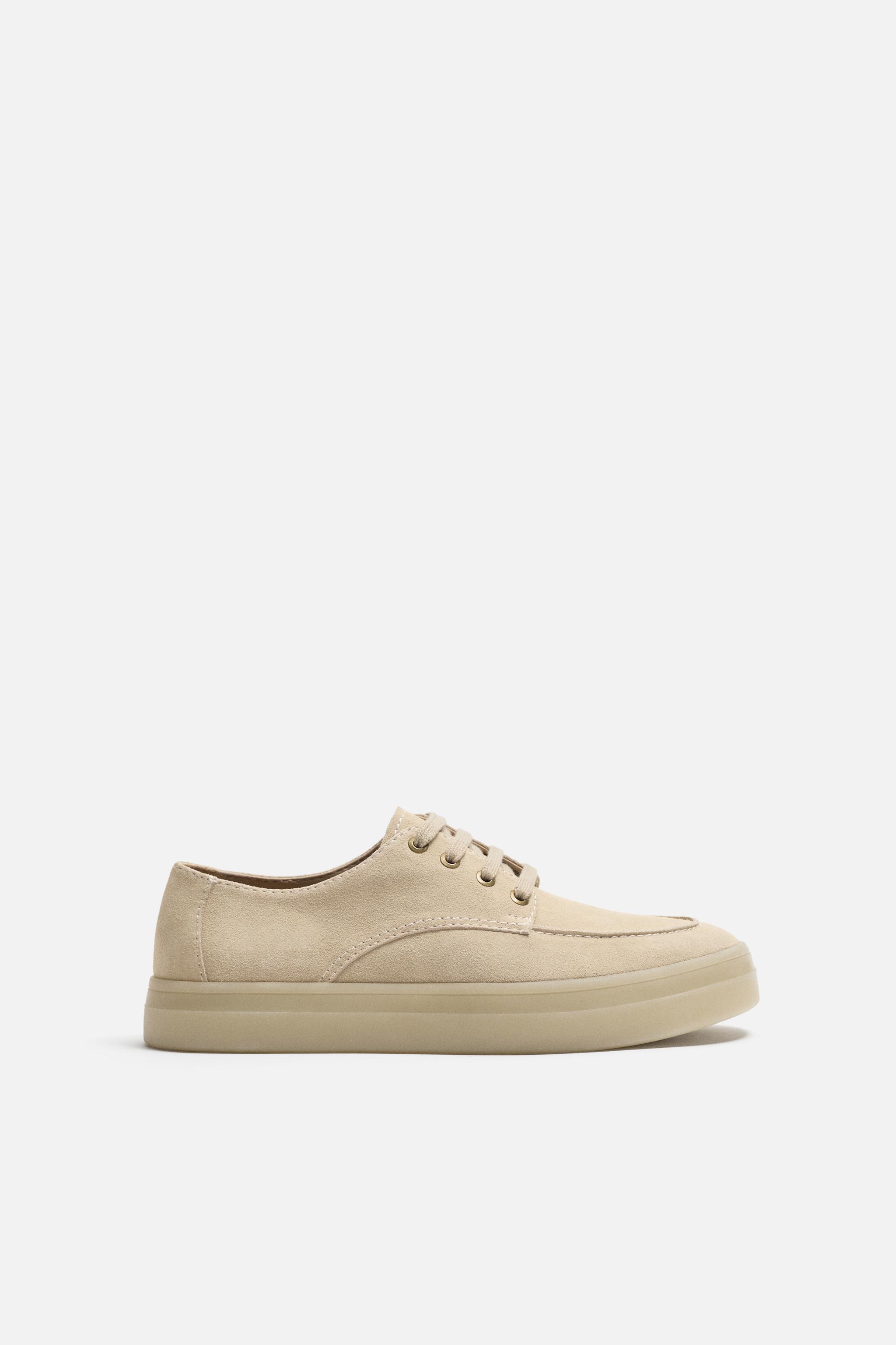 CASUAL LEATHER SNEAKERS Product Image