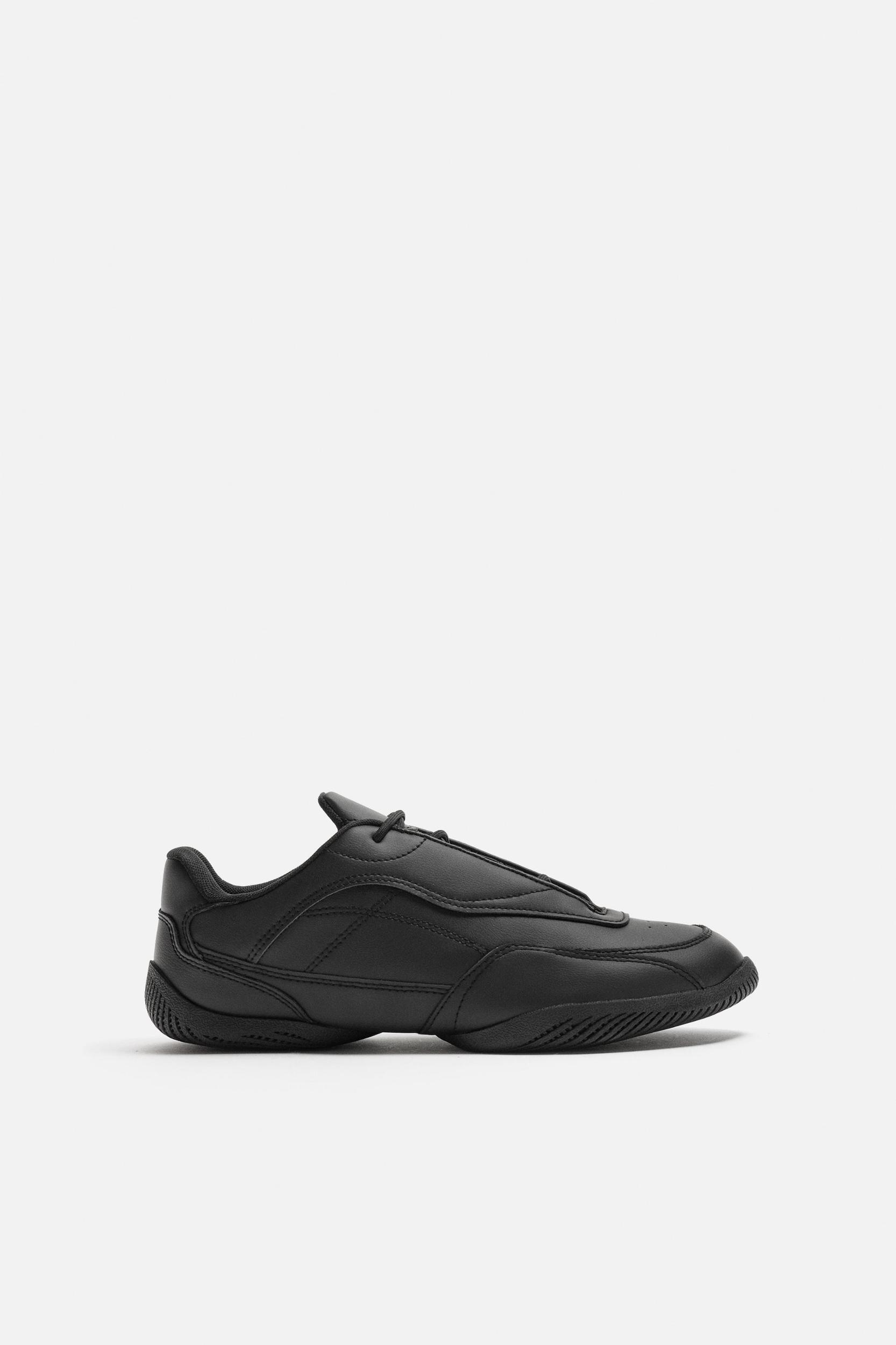 LEATHER SNEAKERS LIMITED EDITION Product Image