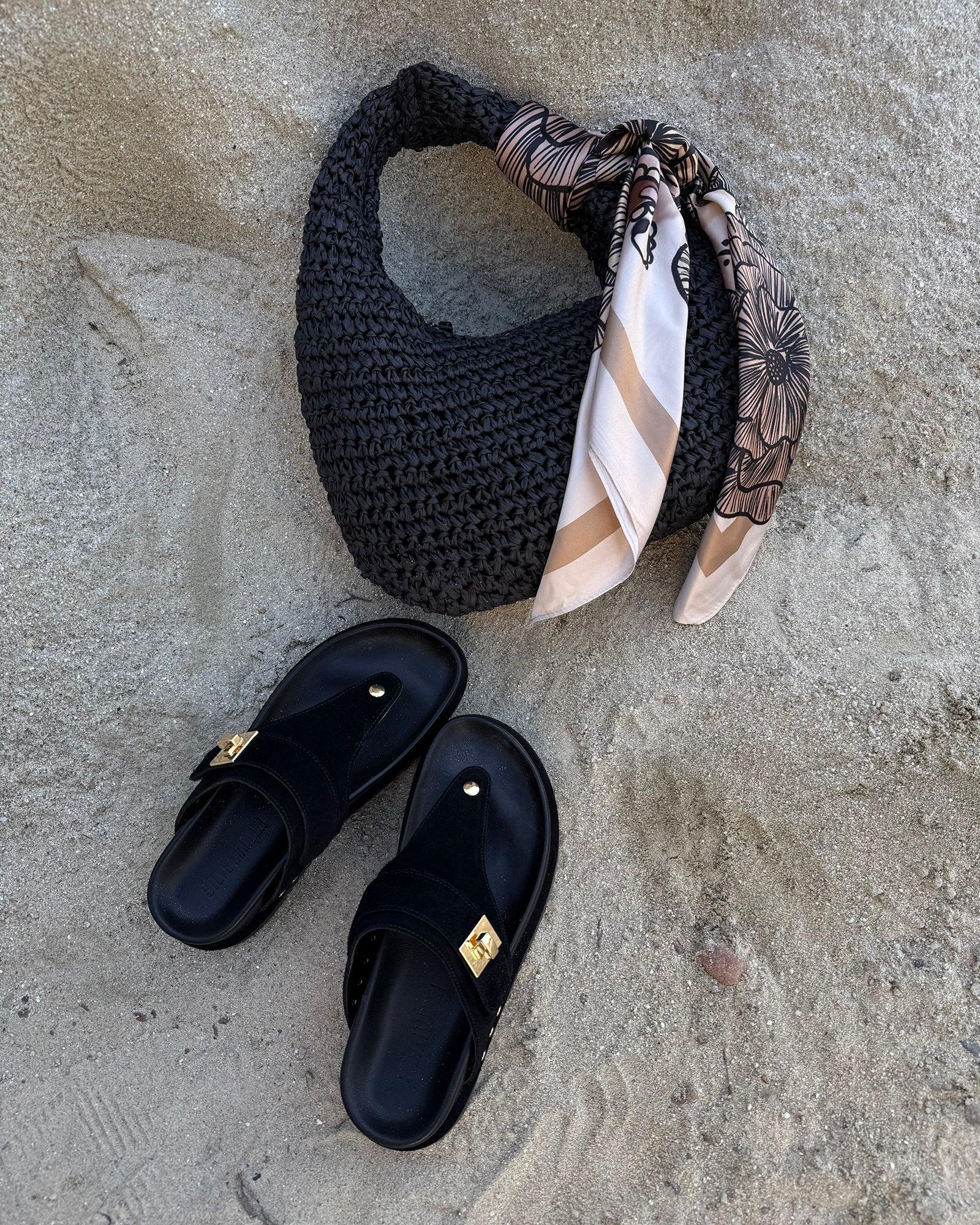 THONA SANDAL AND DAENRYS BAG BLACK BUNDLE Female Product Image