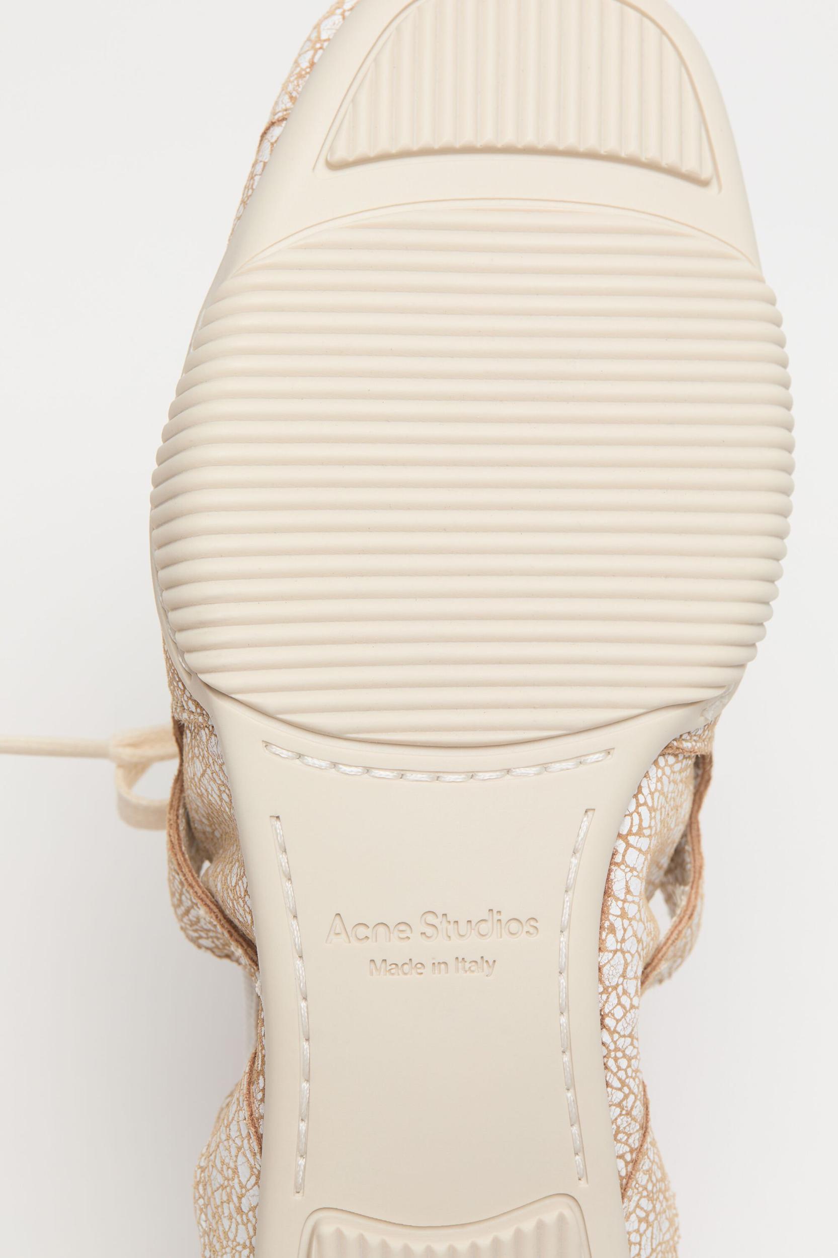 Lace-up leather shoes Product Image