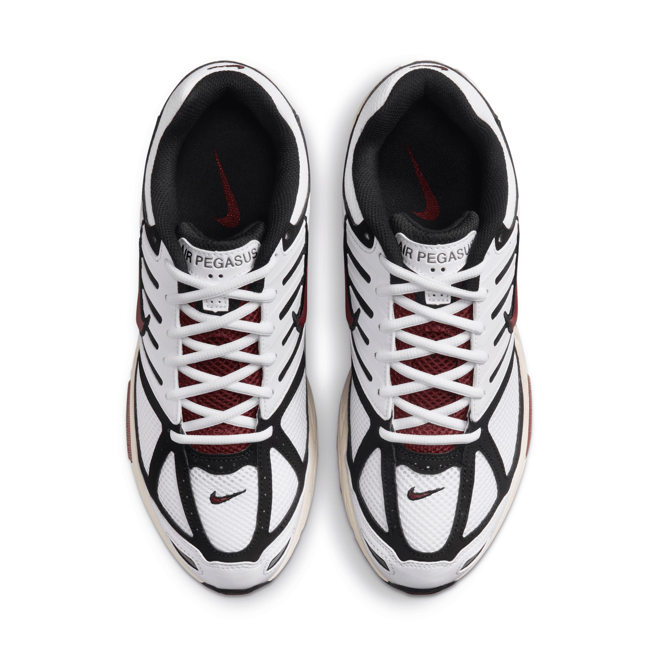 Nike Men's Air Pegasus 2005 Shoes Product Image