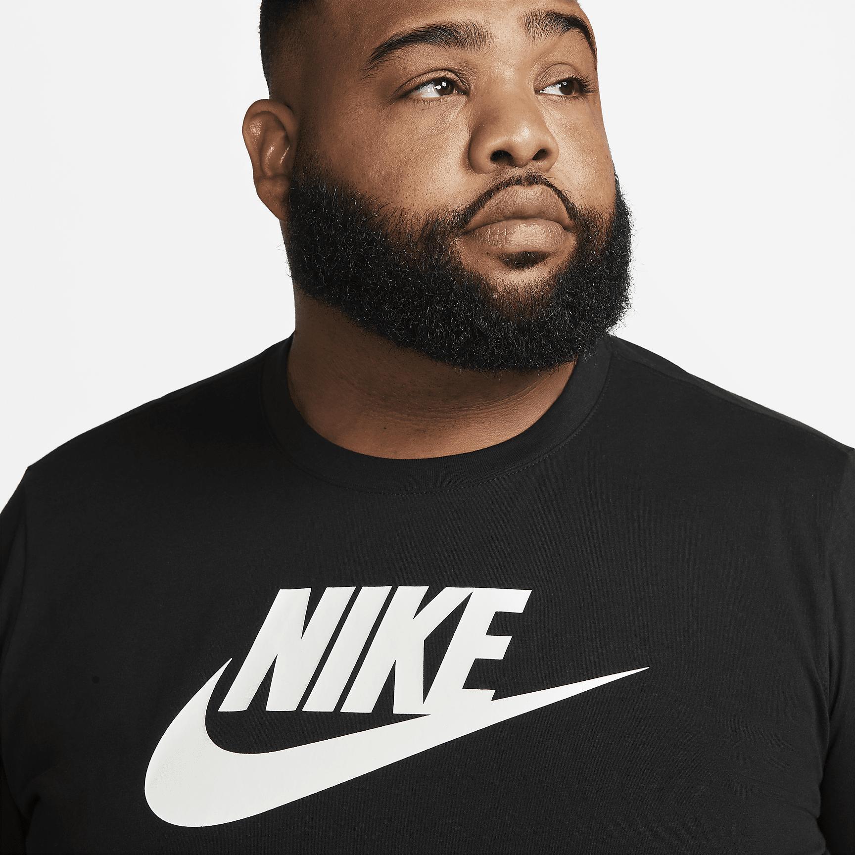 Nike Sportswear Men's Long-Sleeve T-Shirt Product Image