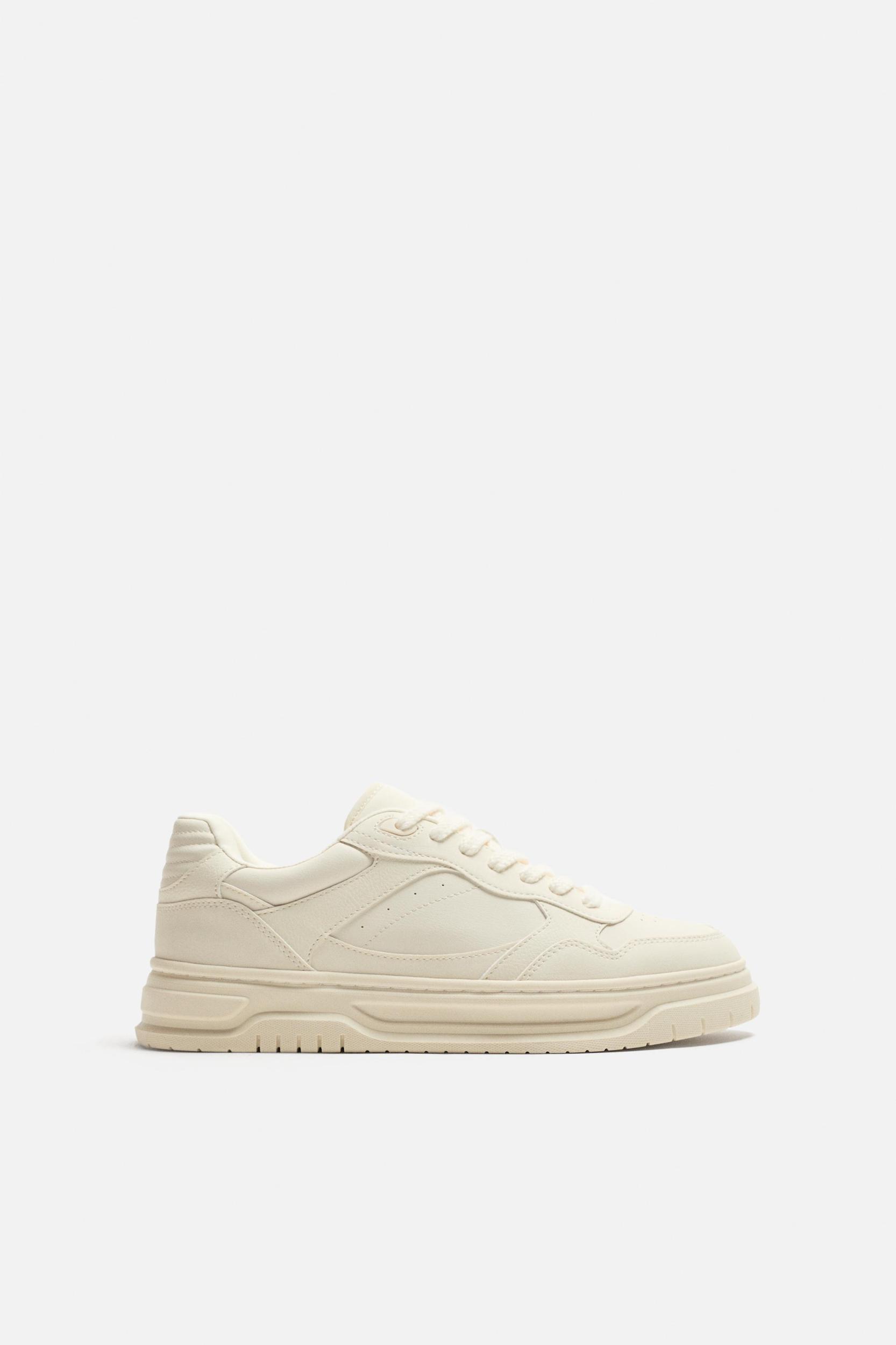 RETRO STYLE SNEAKERS Product Image