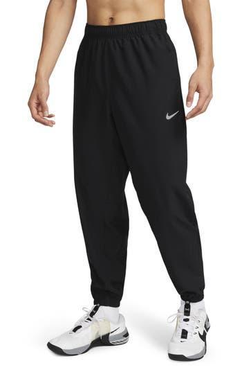 Nike Men's Form Dri-FIT Tapered Versatile Pants Product Image