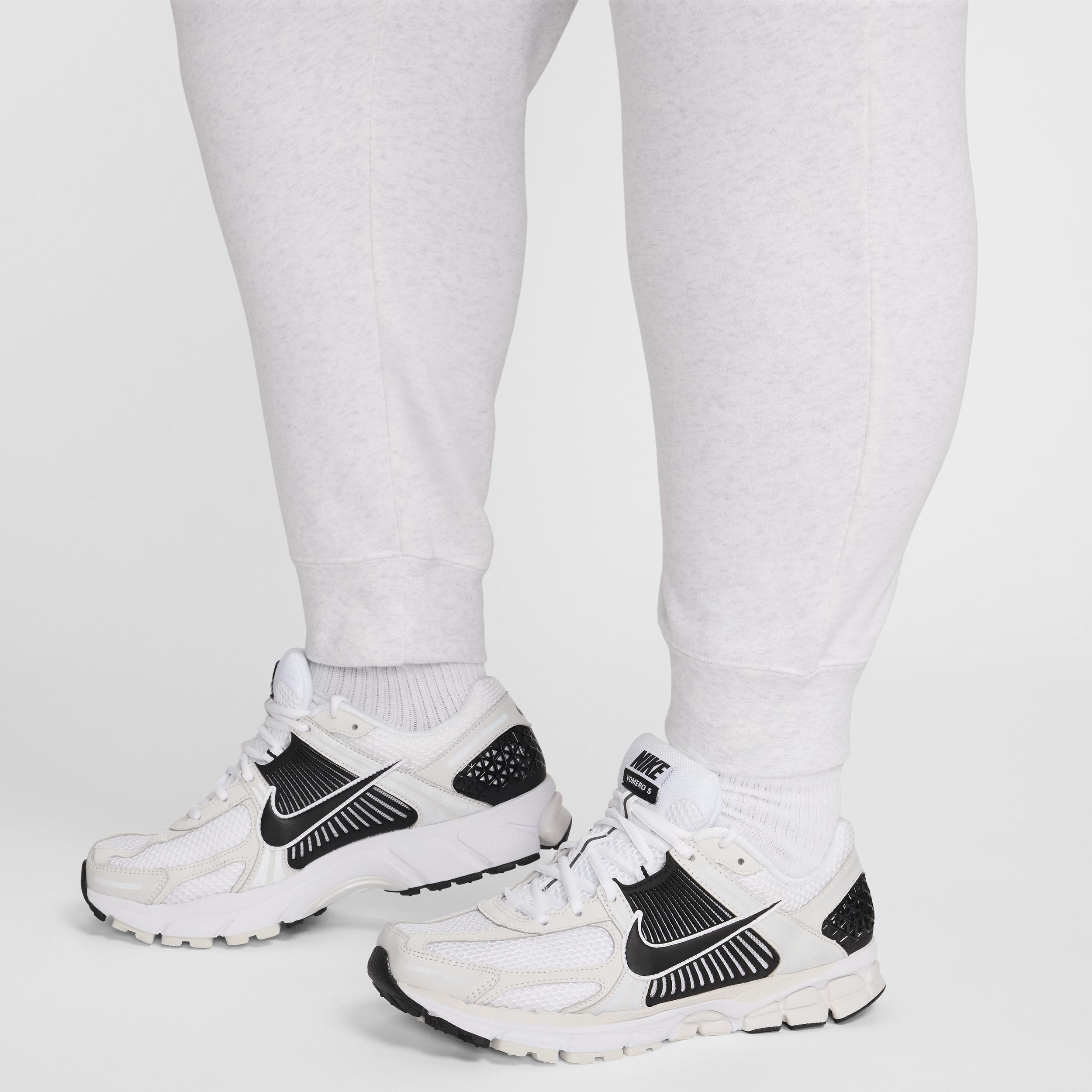 Women's Nike Sportswear Club Fleece Mid-Rise Jogger Pants (Plus Size) Product Image