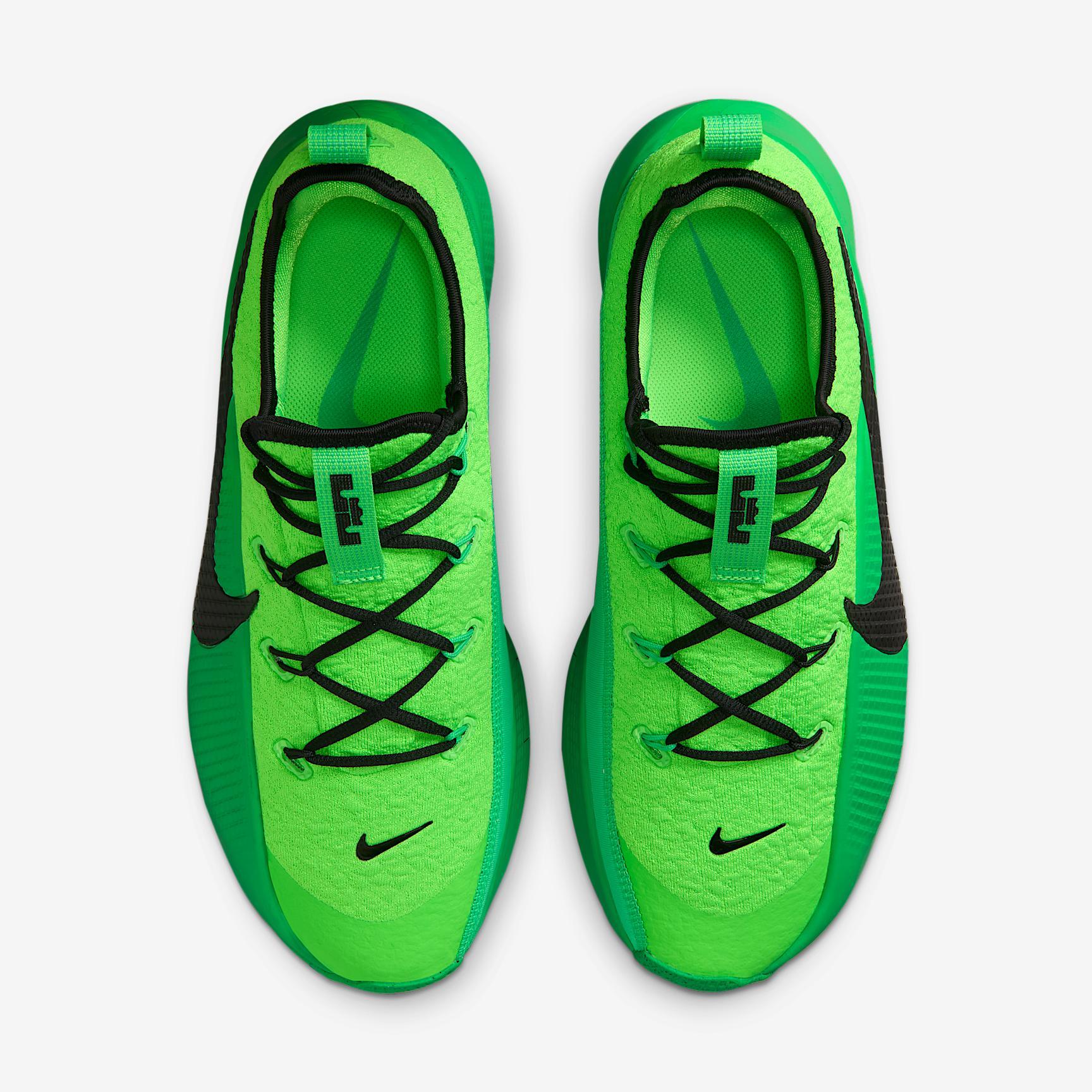 Nike Men's LeBron TR 1 Workout Shoes Product Image