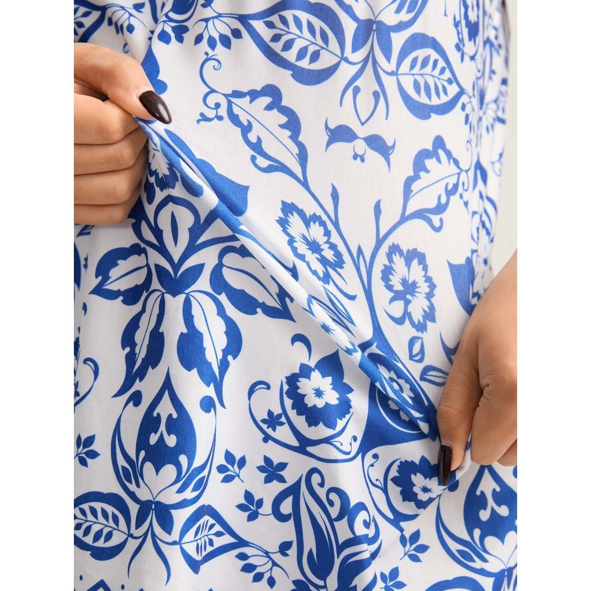 Plus Size Stretchy Floral Print Tank Top Women WhiteSmoke Contrast V-neck Everyday-Elegant Tank Tops Camis BloomChic 14-16/1X Product Image