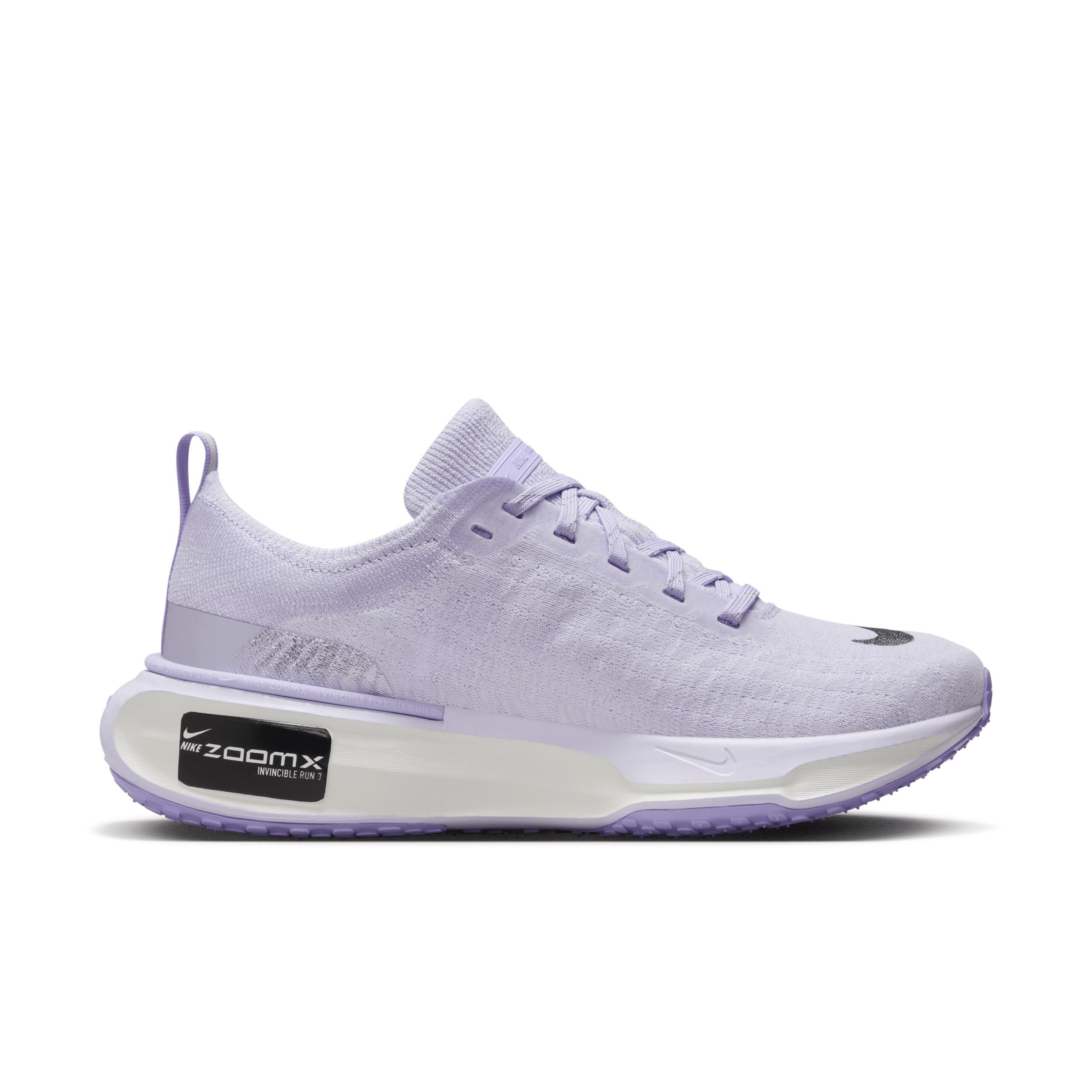 Womens Nike Air ZoomX Invincible Run 3 Flyknit Running Shoes (Extra Wide Width 2E) Product Image