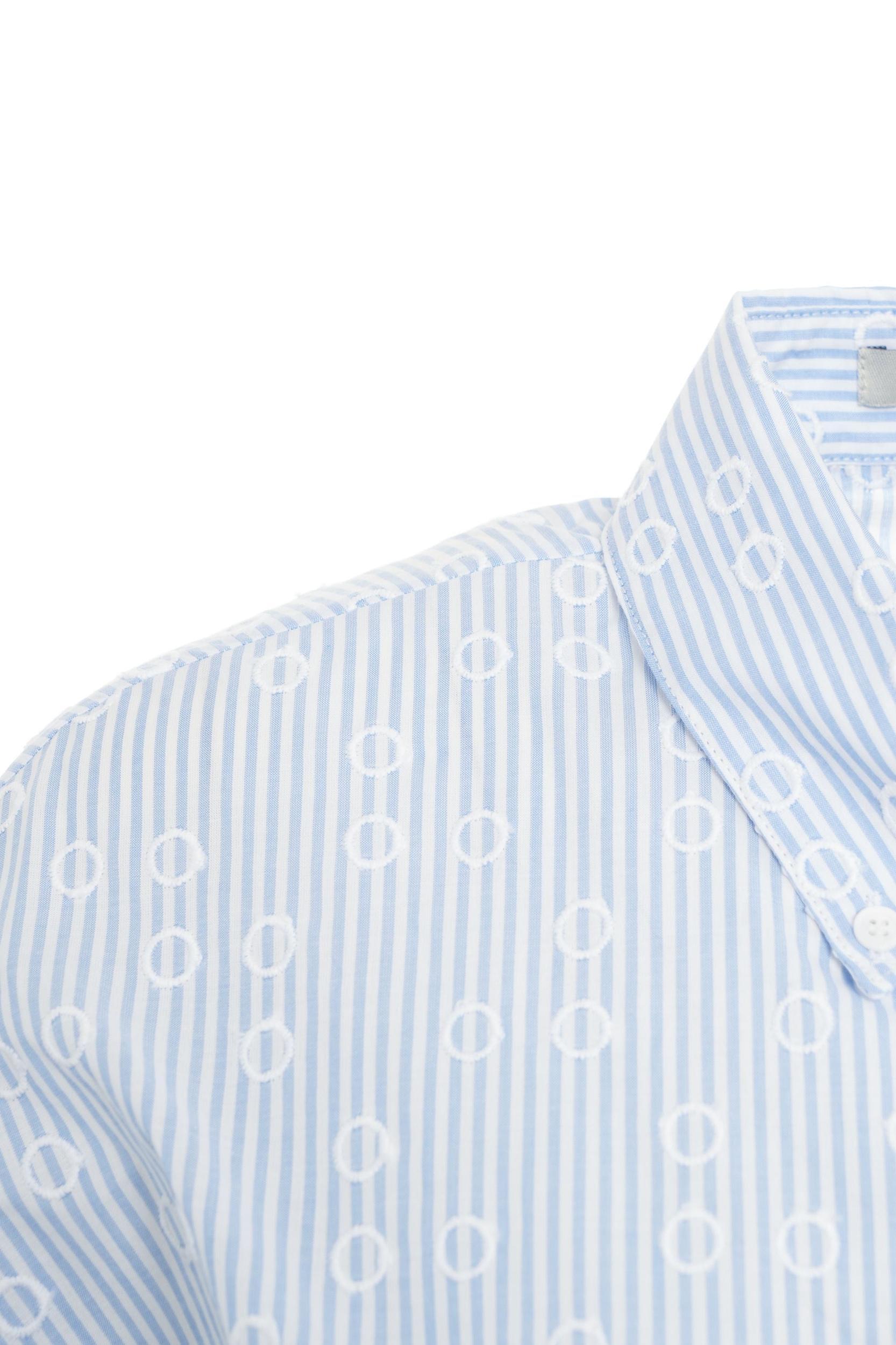 Blouse with embroidery Product Image