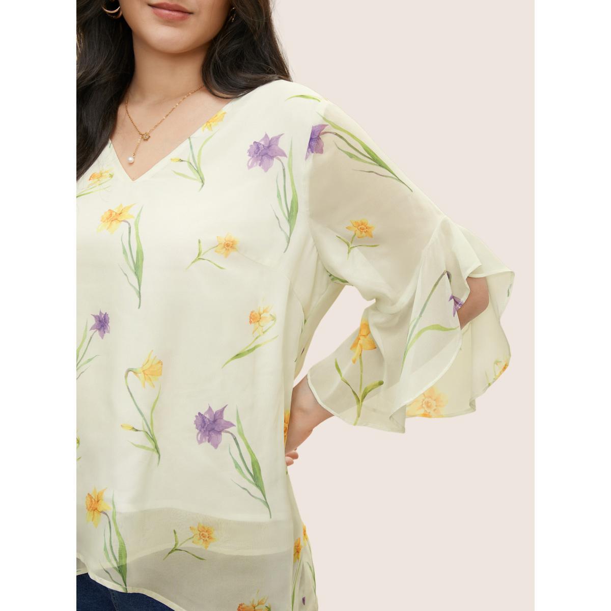 Plus Size Ivory Floral Tiered Mesh Asymmetrical Hem Blouse Women Elegant Everyday Blouses BloomChic 14-16/1X Product Image
