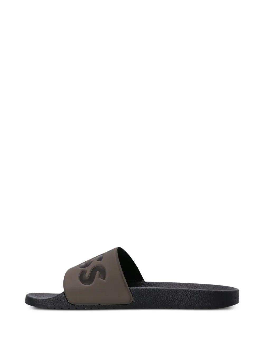 logo-debossed slides Product Image