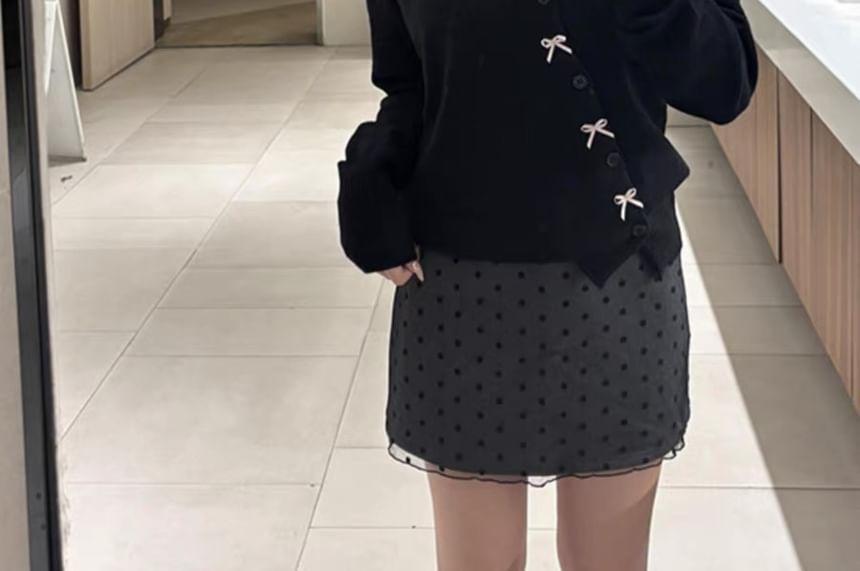 V-Neck Ribbon Accent Plain Cardigan Product Image