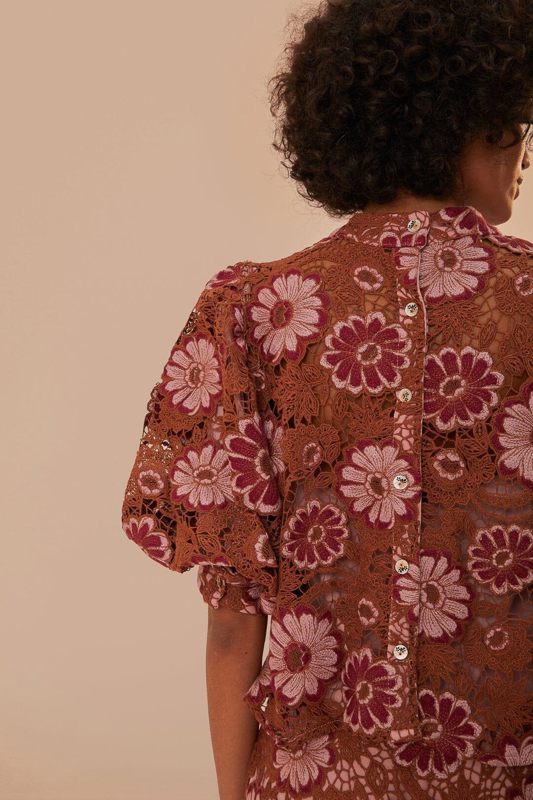 Gigi Tapestry Guipure Blouse, GIGI TAPESTRY SAND / M Product Image