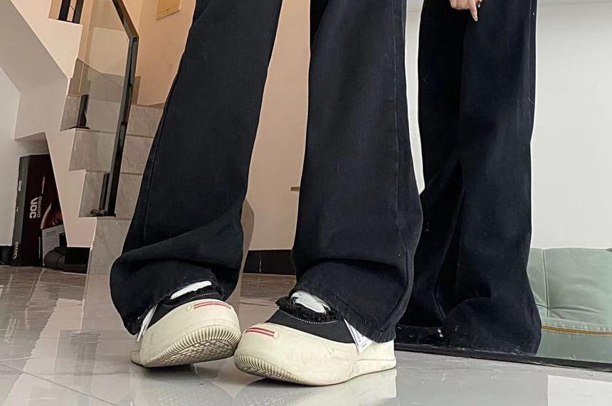 Mid Rise Plain Zip Detail Wide Leg Jeans Product Image