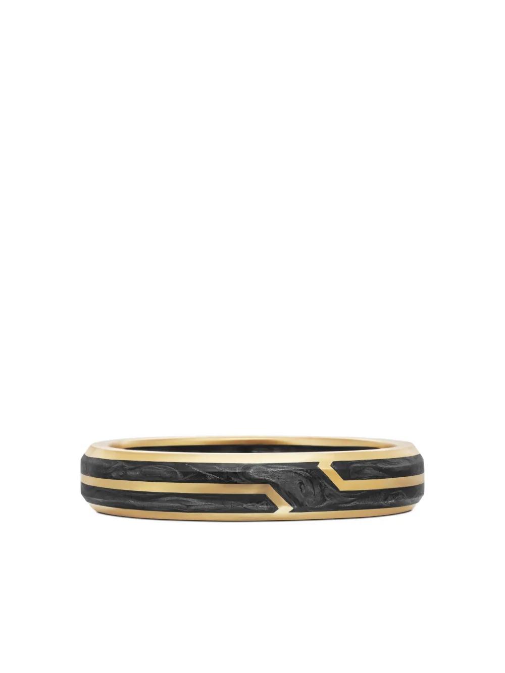 18kt yellow gold Forged Carbon band ring (4mm) Product Image