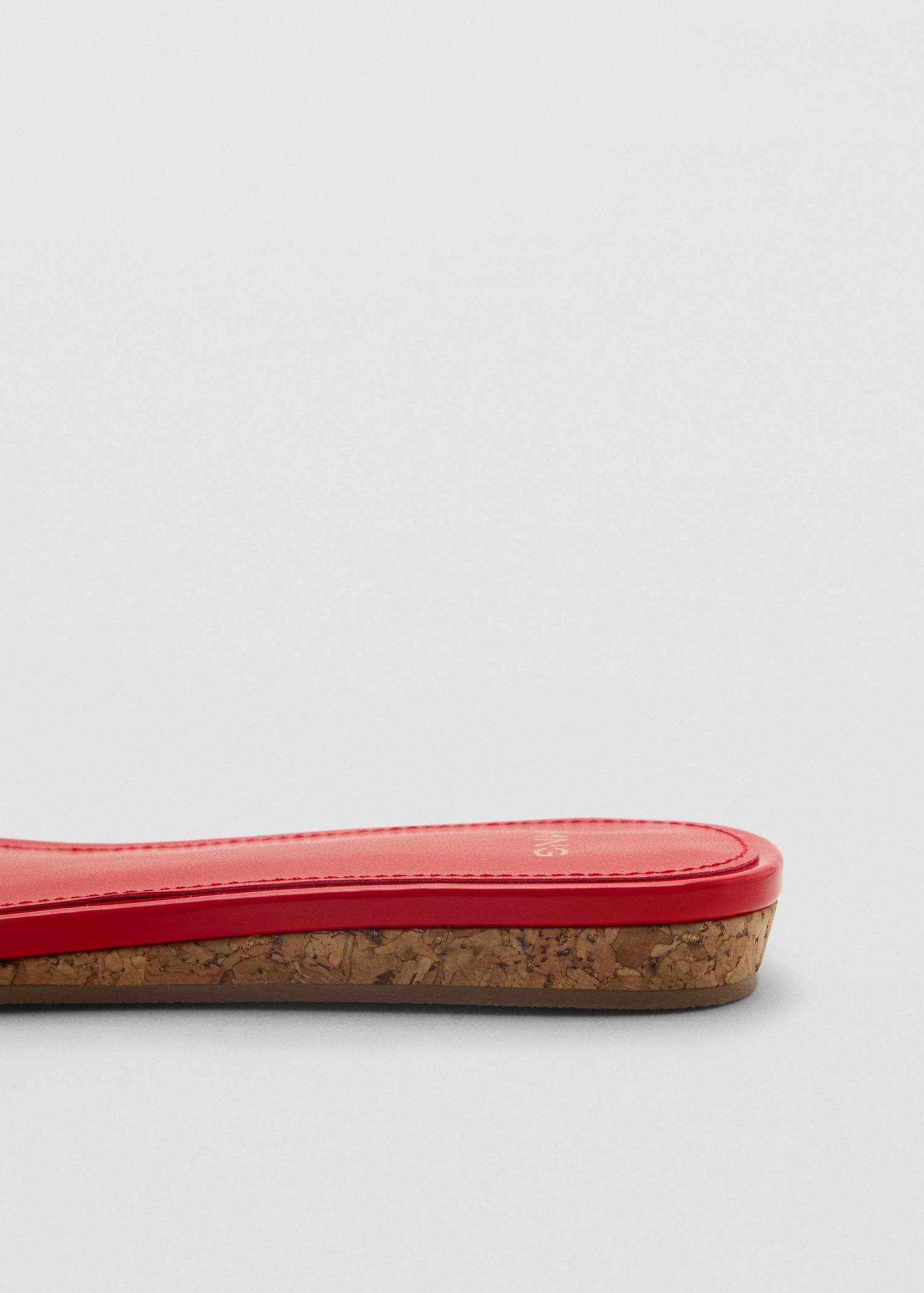 Patent leather-effect flat sandals - Women | MANGO USA Product Image