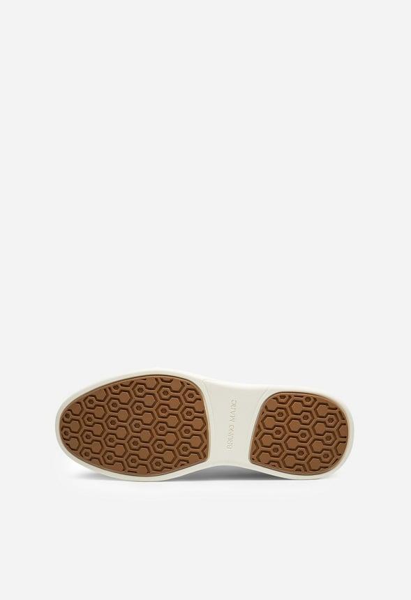 Men's MaxFlex Casual Oxford Dress Sneaker Product Image