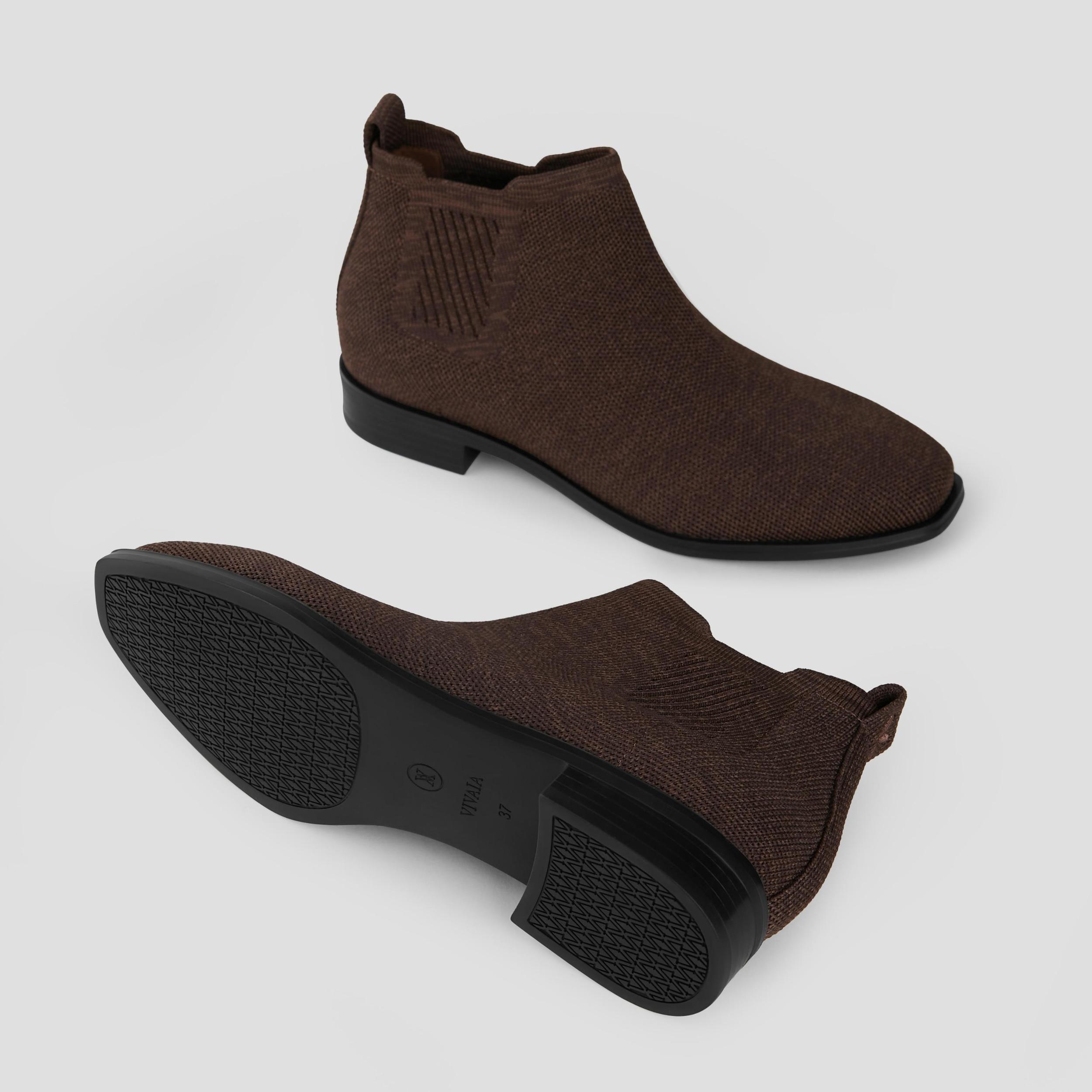 Square-Toe Water-Repellent Ankle Boots (Ryan Pro) Product Image