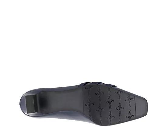 Easy Street Entice Womens Suede Pumps Product Image