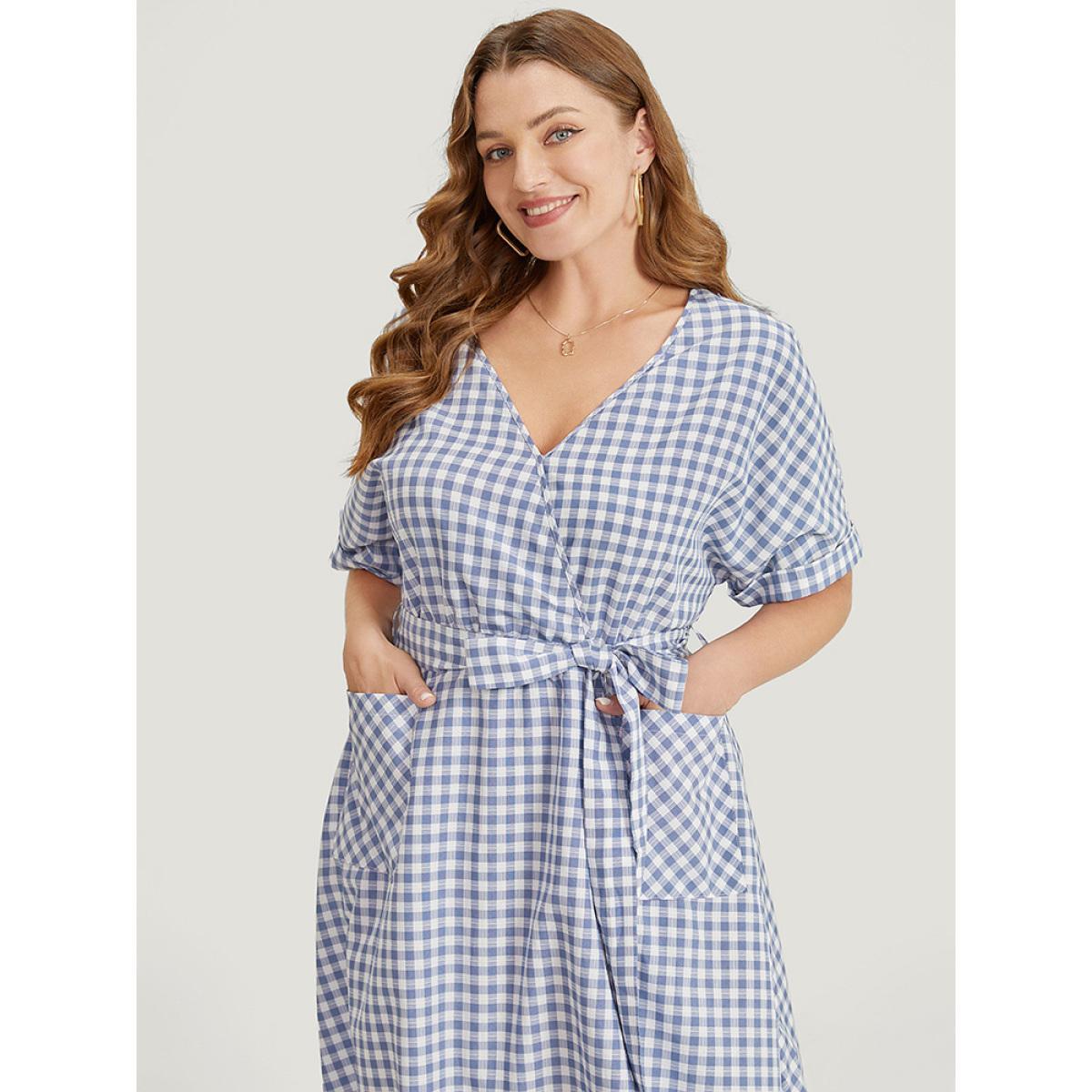Plus Size Gingham Print Roll Batwing Sleeve Belt Pocket Wrap Dress Stone Women Office Wrap V-neck Short sleeve Curvy Midi Dress BloomChic 26/4X Product Image
