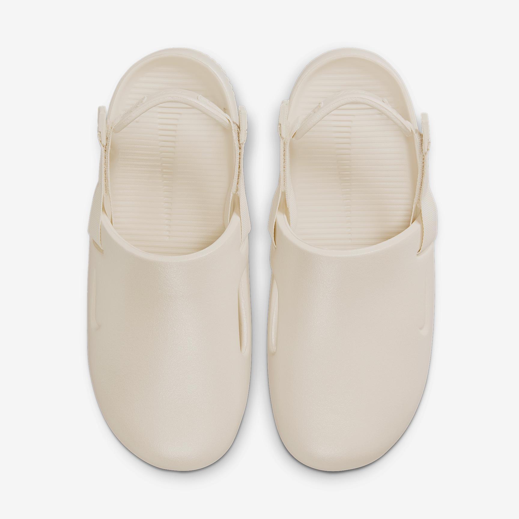 Nike Calm Pearlized Women's Mules Product Image