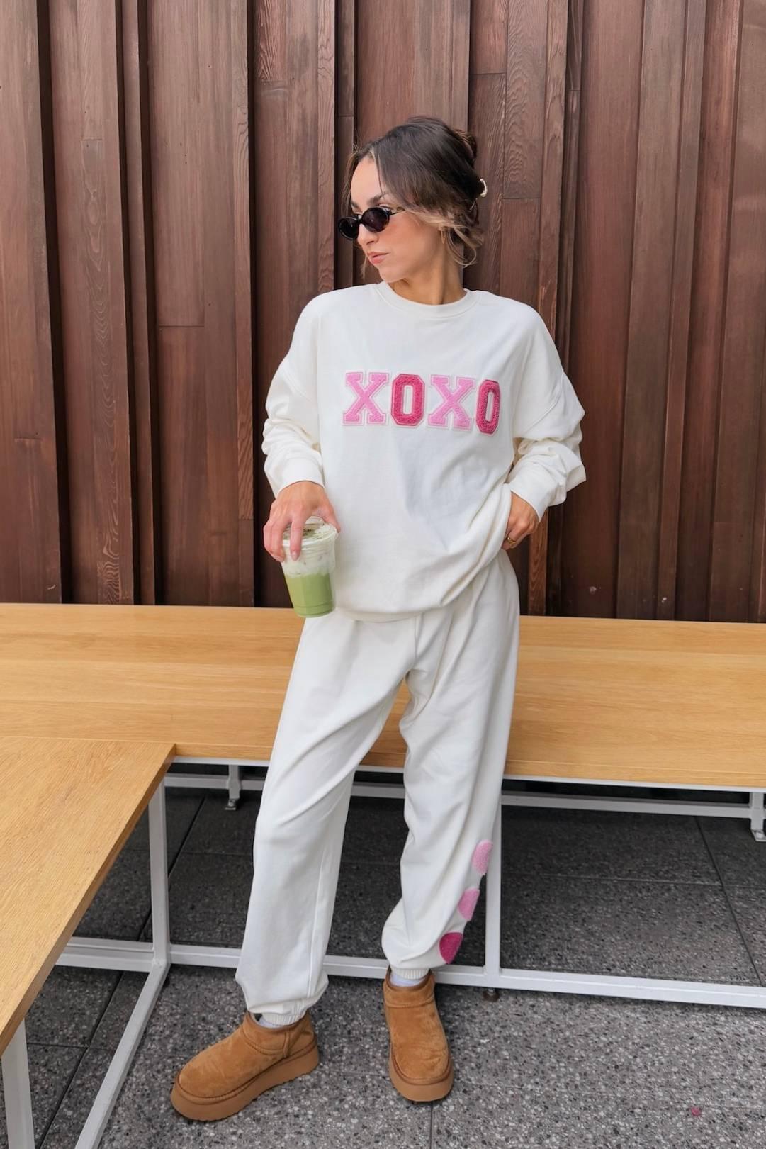 Devyn Sweatshirt Heart Cream Product Image