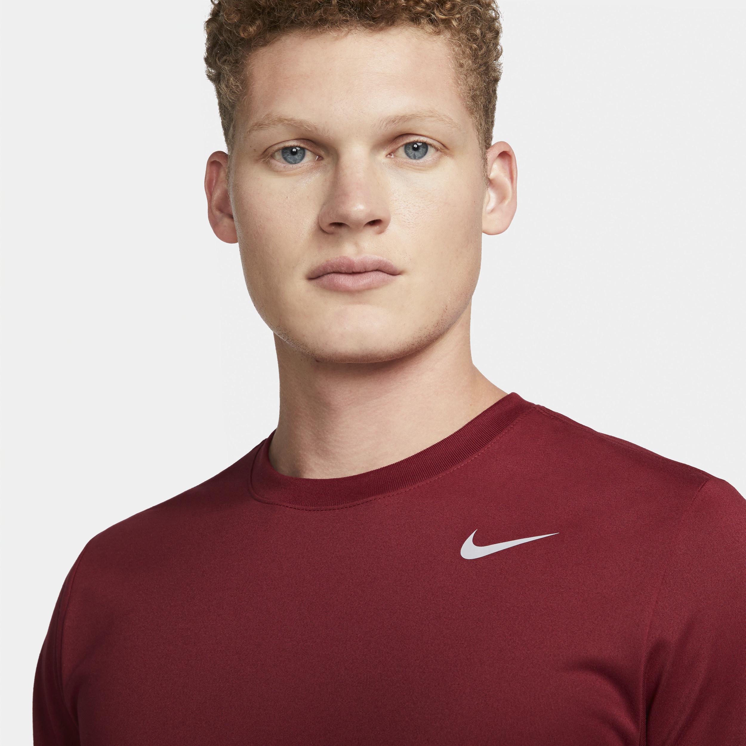 Nike Dri-FIT Legend Men's Fitness T-Shirt Product Image