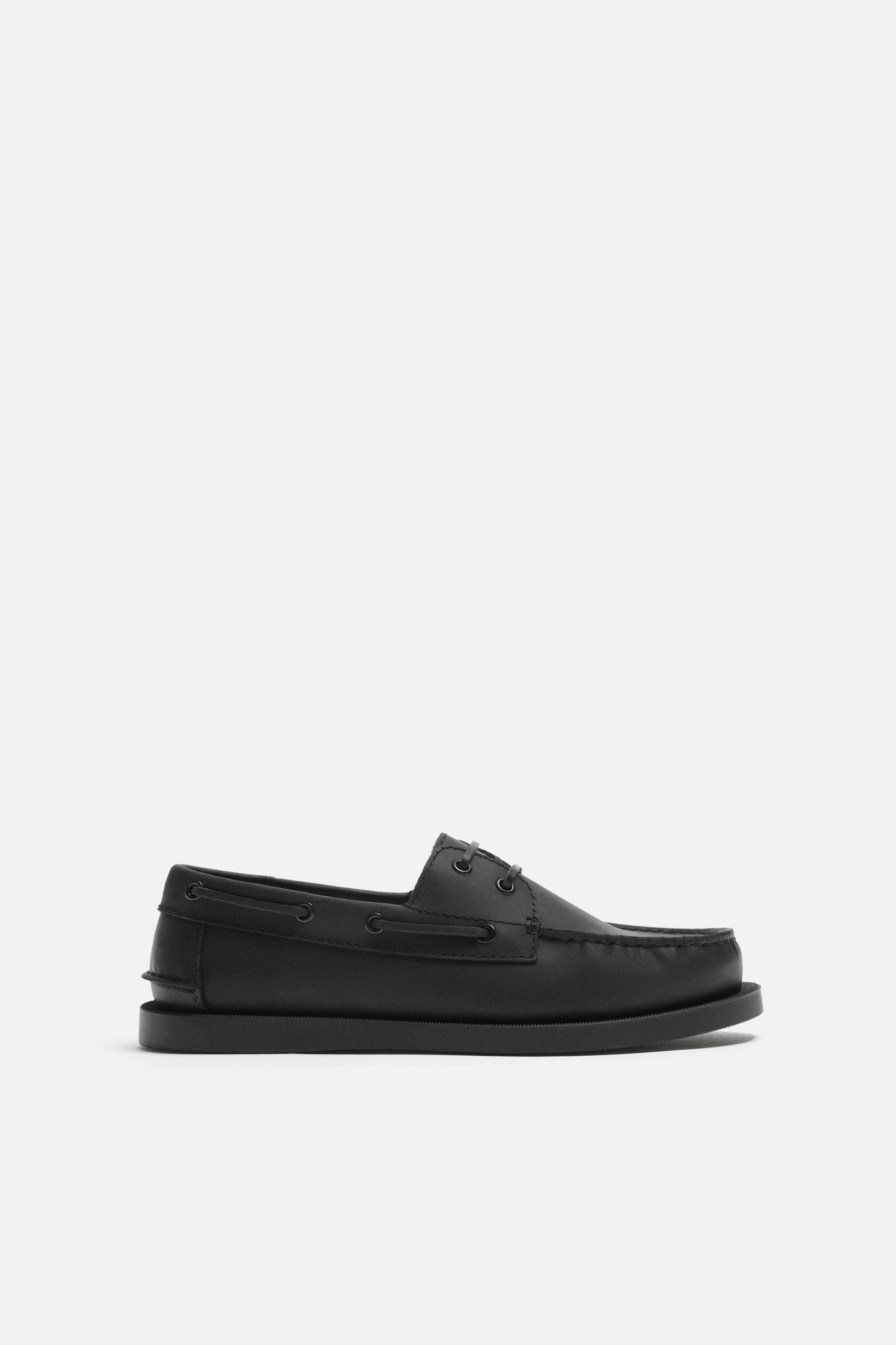 LEATHER DECK SHOES Product Image