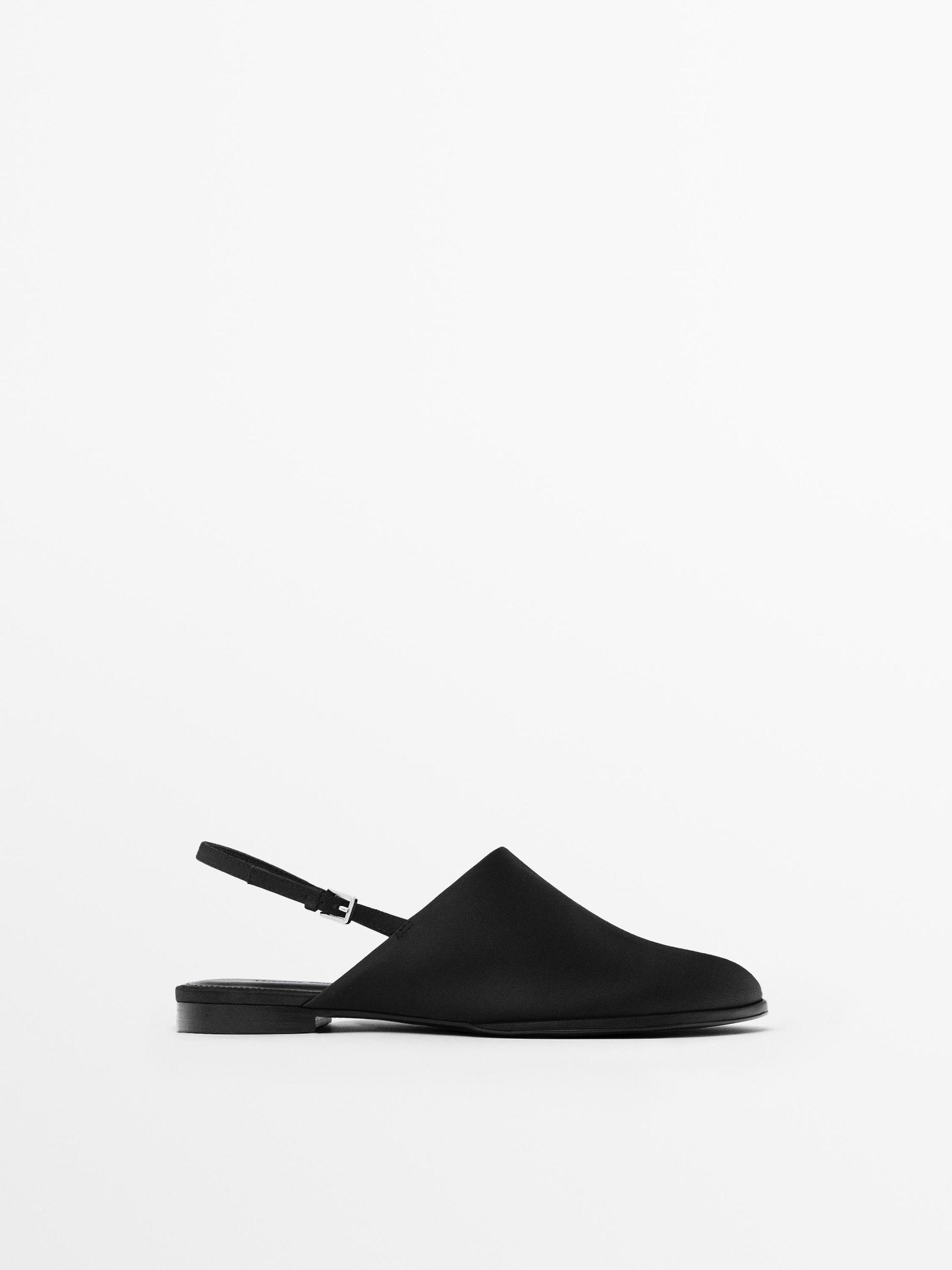 Flat mules Product Image