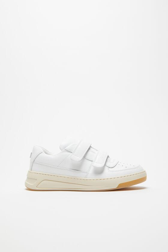 Velcro strap sneakers Product Image