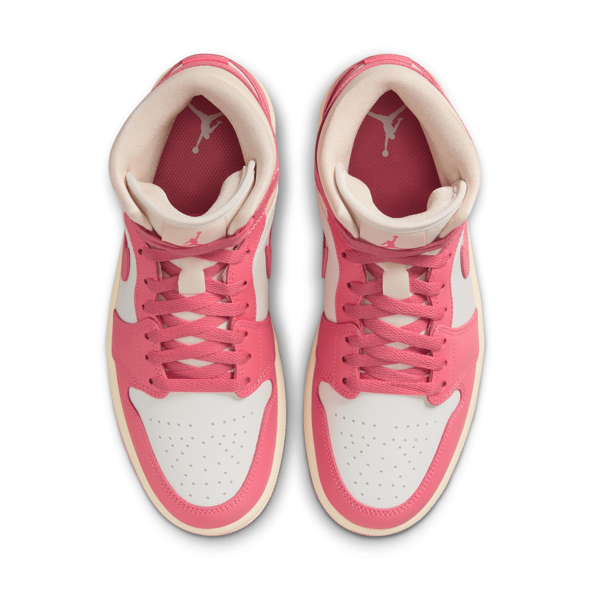 Jordan Womens Air Retro 1 Mid Casual Shoes Product Image